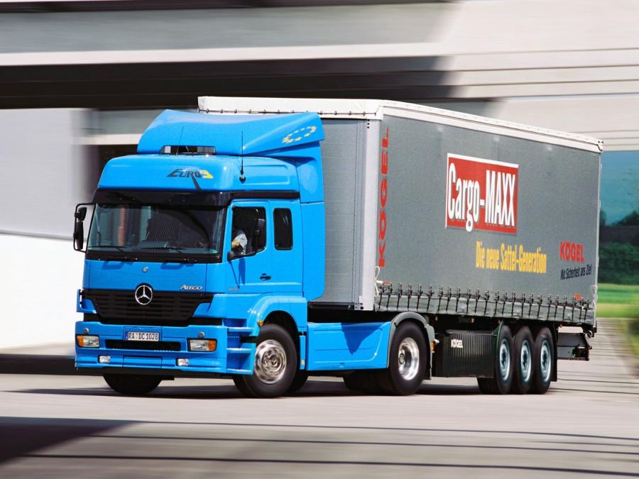  Mercedes-Benz Atego 1835 1998 года  (фото 1 из 4)